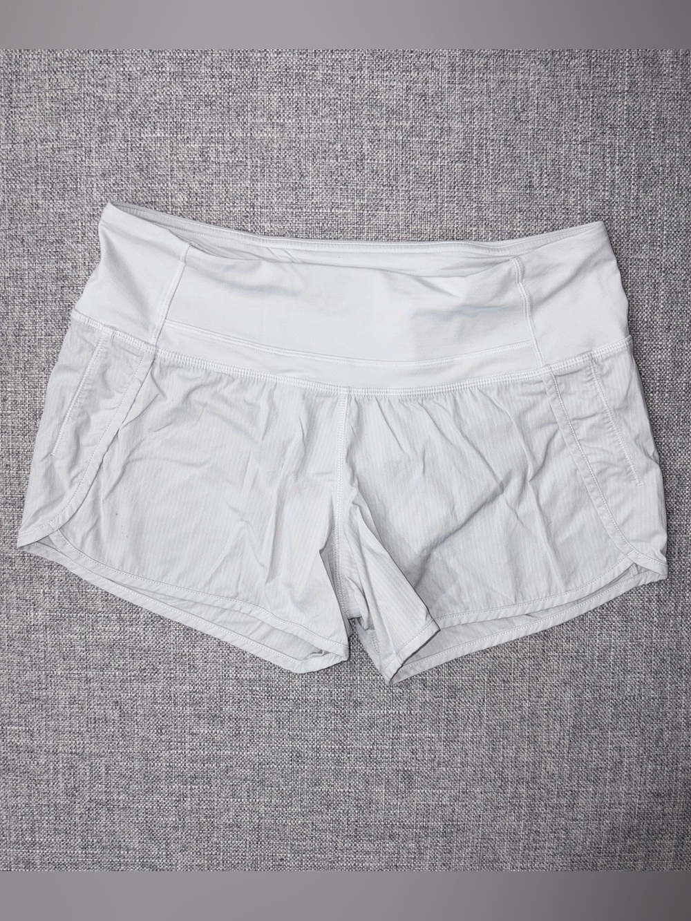 Lululemon size 4 VGUC to be safe
